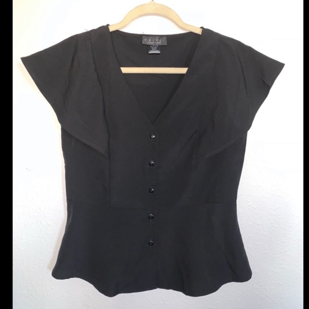 Francescas button up top Size M